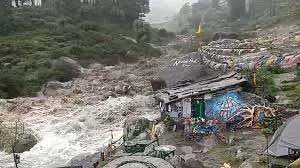 Himachal Pradesh: भारी बारिश ने मचाई तबाही, मलबे में दबने से दो की मौत Himachal Pradesh: भारी बारिश ने मचाई तबाही, मलबे में दबने से दो की मौत