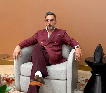 मैं बदला लेने में नहीं, सजा देने में विश्वास करता हूं : हनी सिंह मैं बदला लेने में नहीं, सजा देने में विश्वास करता हूं : हनी सिंह