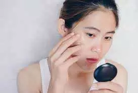 Beauty tips: चेहरे की त्वचा ढीली पड़ने लगी है तो घर पर बनाकर लगाएं केले का ये मास्क, लौटेगी खोई चमक Beauty tips: चेहरे की त्वचा ढीली पड़ने लगी है तो घर पर बनाकर लगाएं केले का ये मास्क, लौटेगी खोई चमक