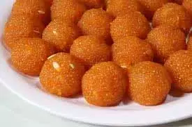 Motichoor Laddu Recipe: मिनटों में हलवाई जैसे दानेदार और रसीले मोतीचूर लड्डू बनाएं Motichoor Laddu Recipe: मिनटों में हलवाई जैसे दानेदार और रसीले मोतीचूर लड्डू बनाएं