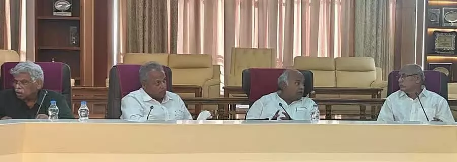 अफगानिस्तान से अंगूर की किस्मों के आयात पर विचार: शिवानंद पाटिल अफगानिस्तान से अंगूर की किस्मों के आयात पर विचार: शिवानंद पाटिल