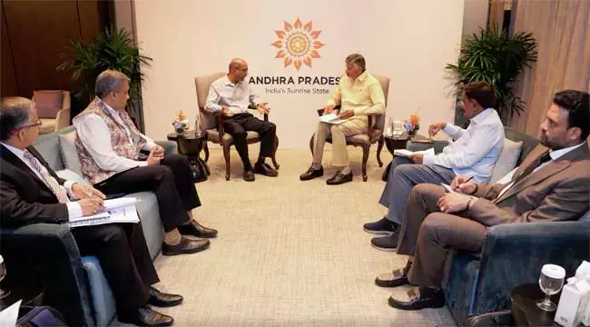 AI अनुसंधान और नवाचार केंद्रों की स्थापना के लिए सहायता प्रदान करें: CM AI अनुसंधान और नवाचार केंद्रों की स्थापना के लिए सहायता प्रदान करें: CM