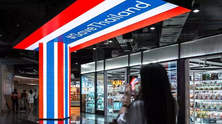Thai सेना ने कंबोडिया पर युद्धविराम तोड़ने का आरोप लगाया Thai सेना ने कंबोडिया पर युद्धविराम तोड़ने का आरोप लगाया