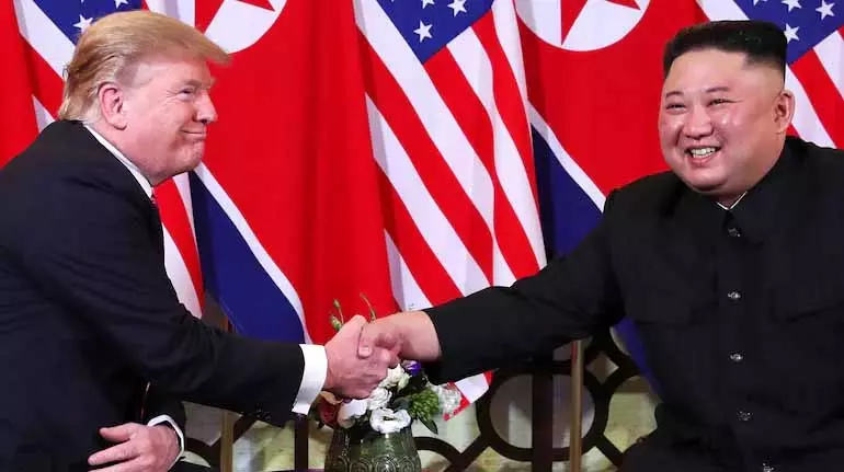 North Korea का कहना है कि किम-ट्रम्प संबंध खराब नहीं हैं, लेकिन वह अपने परमाणु हथियार नहीं छोड़ेगा North Korea का कहना है कि किम-ट्रम्प संबंध खराब नहीं हैं, लेकिन वह अपने परमाणु हथियार नहीं छोड़ेगा