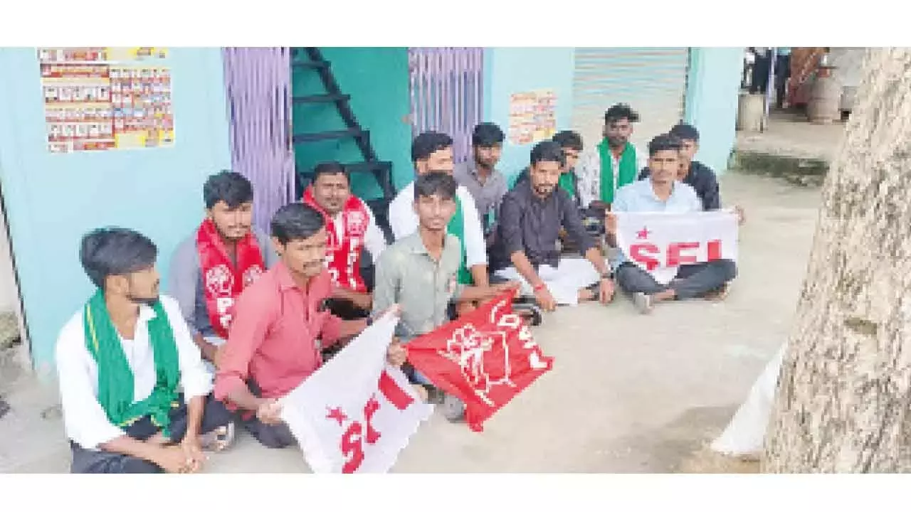 Wanaparthy: कोचिंग सेंटर को कारण बताओ नोटिस जारी Wanaparthy: कोचिंग सेंटर को कारण बताओ नोटिस जारी