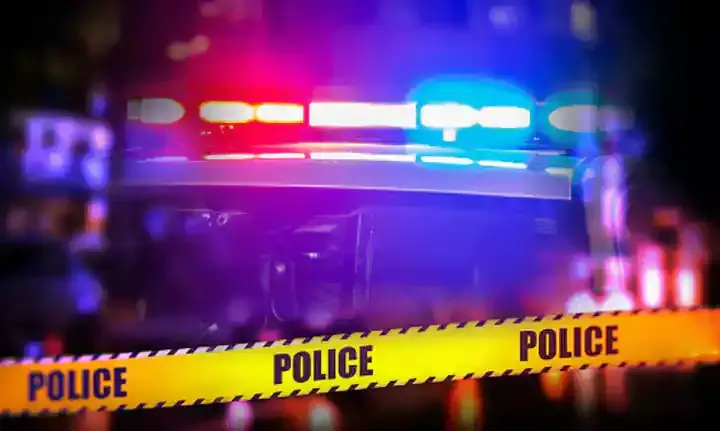Nawabganj: घरेलू हमले में महिला से बदसलूकी, FIR दर्ज Nawabganj: घरेलू हमले में महिला से बदसलूकी, FIR दर्ज