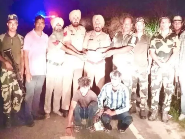 पंजाब: BSF ने अमृतसर से 2 तस्करों को पकड़ा, 6 ड्रोन और हेरोइन जब्त की पंजाब: BSF ने अमृतसर से 2 तस्करों को पकड़ा, 6 ड्रोन और हेरोइन जब्त की