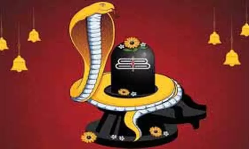Nag Panchami 2025: नाग पंचमी आज, इस विधि से करें पूजा, मंत्र जाप, मिलेगा आशीर्वाद