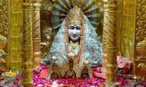 धर्म: नाग पंचमी के दिन मां मनसा देवी चालीसा का पाठ करना बहुत फलदायी होता है और चमत्कारिक लाभ होता है