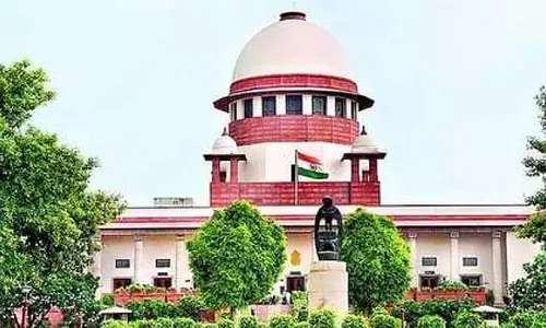 भूमि हड़पने की शिकायत मामला: SC ने मंत्री की अपील पर तमिलनाडु सरकार को नोटिस जारी किया भूमि हड़पने की शिकायत मामला: SC ने मंत्री की अपील पर तमिलनाडु सरकार को नोटिस जारी किया