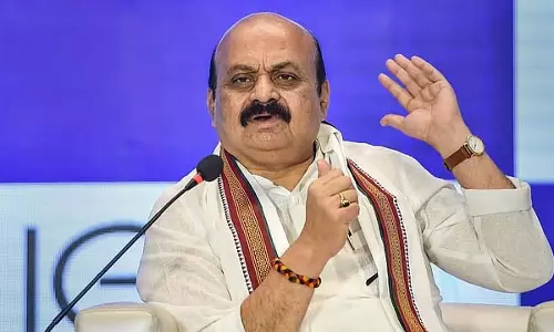 केंद्रीय मंत्री ने 15 दिनों में 1.35 लाख मीट्रिक टन यूरिया की आपूर्ति का आश्वासन दिया: Bommai केंद्रीय मंत्री ने 15 दिनों में 1.35 लाख मीट्रिक टन यूरिया की आपूर्ति का आश्वासन दिया: Bommai