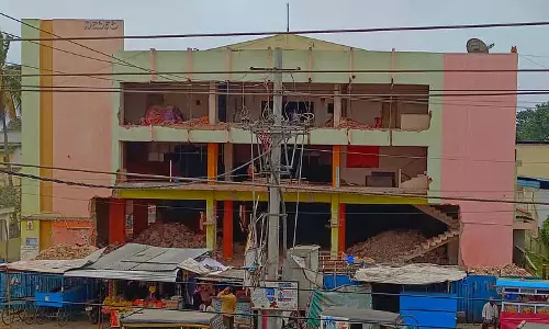 Magadi : निर्मला सिनेमा हॉल इतिहास के पन्नों में दर्ज Magadi : निर्मला सिनेमा हॉल इतिहास के पन्नों में दर्ज