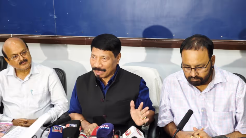 Assam : अतुल बोरा ने एजीपी टिकट के उम्मीदवारों को वास्तविक योगदान दिखाने की चेतावनी दी
