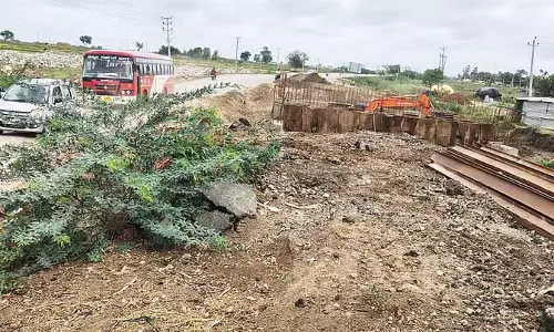सिंधनूर धीमा काम: यात्रियों के लिए परेशानी का सबब