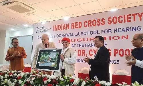 डॉ. पूनावाला ने श्रवण बाधितों के लिए रेड क्रॉस स्कूल के नए भवन का उद्घाटन किया डॉ. पूनावाला ने श्रवण बाधितों के लिए रेड क्रॉस स्कूल के नए भवन का उद्घाटन किया
