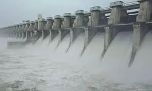 Kerala के बांध क्षमता के करीब, 11 जलाशयों के लिए रेड अलर्ट जारी Kerala के बांध क्षमता के करीब, 11 जलाशयों के लिए रेड अलर्ट जारी