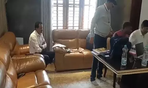 कर्नाटक लोकायुक्त ने NHAI के कार्यकारी अभियंता, BBMP राजस्व अधिकारी के आवास पर छापा मारा