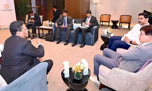 Nara Lokesh : राज्य में एवरवोल्ट कौशल प्रशिक्षण केंद्र Nara Lokesh : राज्य में एवरवोल्ट कौशल प्रशिक्षण केंद्र