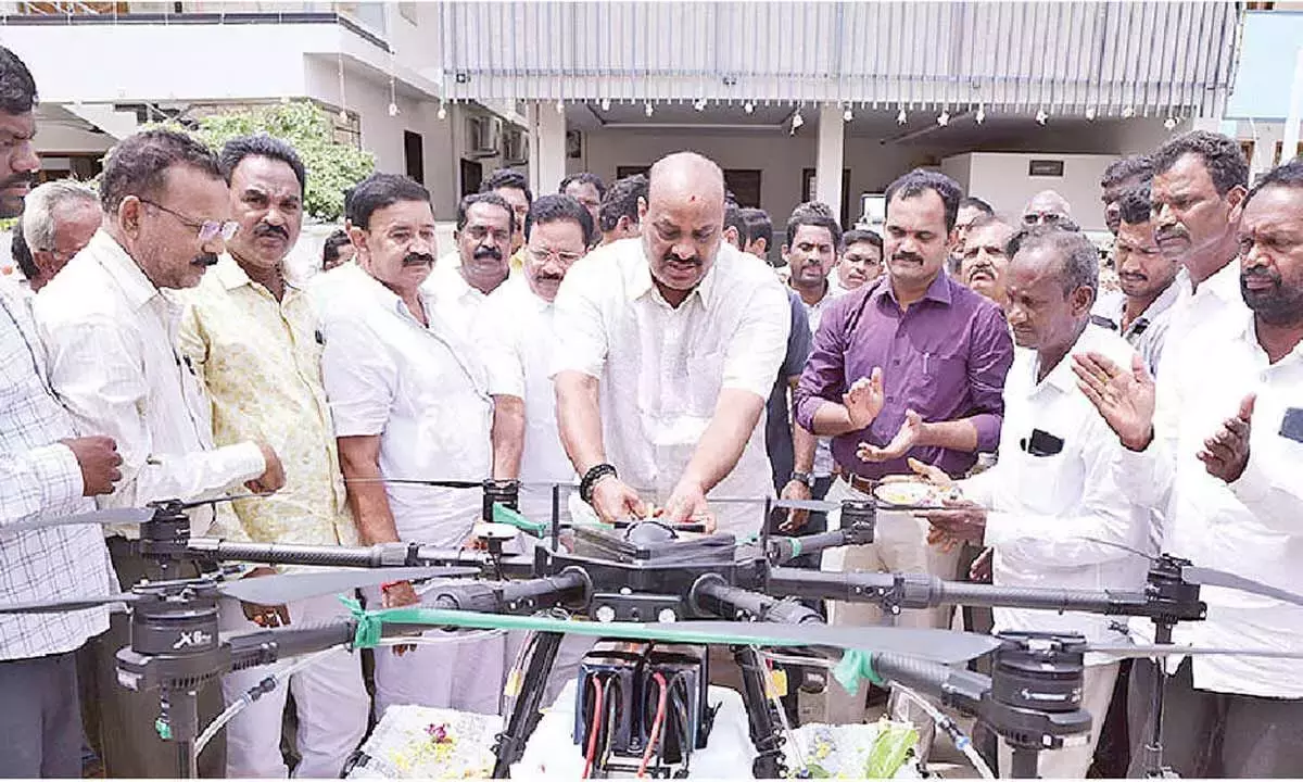 Andhra: सरकार किसानों को ड्रोन वितरित करेगी
