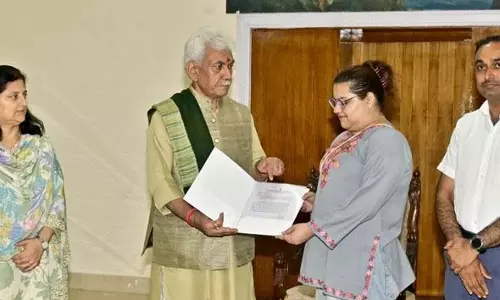 ADC थापा की बेटी को नौकरी का आश्वासन पत्र दिया