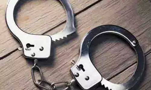 Ludhiana के डॉक्टर पर लिव-इन पार्टनर के साथ यौन उत्पीड़न का मामला दर्ज Ludhiana के डॉक्टर पर लिव-इन पार्टनर के साथ यौन उत्पीड़न का मामला दर्ज