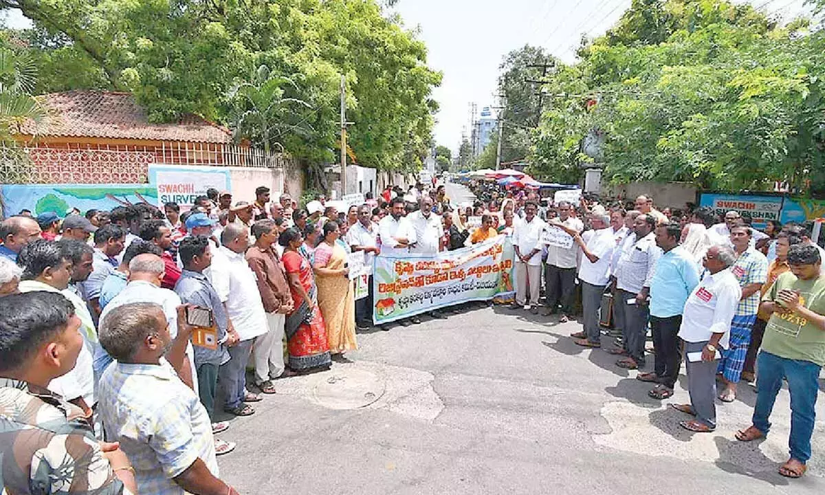 Andhra: पंजीकृत मकान के दस्तावेज, छत परिवर्तन अधिकार की मांग