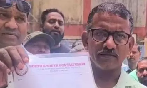 Goa टैक्सी एसोसिएशन ने 4,650 वार्षिक मीटर रखरखाव शुल्क माफ करने की मांग की Goa टैक्सी एसोसिएशन ने 4,650 वार्षिक मीटर रखरखाव शुल्क माफ करने की मांग की