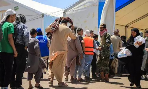 Iran से प्रवासियों की वापसी में वृद्धि के बीच अफ़गानिस्तान ने एकजुटता दिखाई Iran से प्रवासियों की वापसी में वृद्धि के बीच अफ़गानिस्तान ने एकजुटता दिखाई