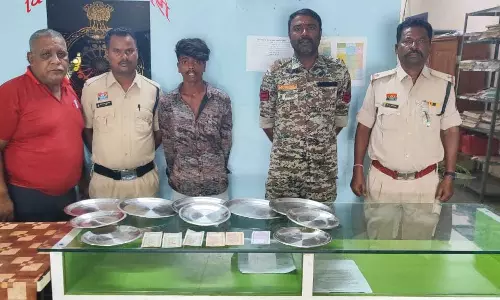 बर्तन दुकान में चोरी करने वाला आरोपी गिरफ्तार, CCTV से हुई चोर की पहचान