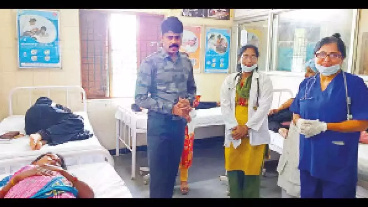 Telangana: चिकित्सकों को मरीजों को समय पर उपचार सुनिश्चित करने के निर्देश