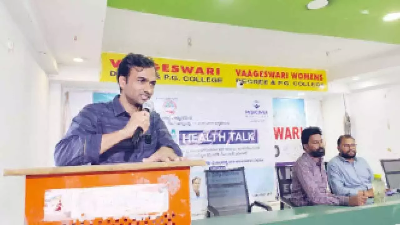 Telangana: मेडिकवर अस्पताल में हेपेटाइटिस पर जागरूकता कार्यक्रम आयोजित Telangana: मेडिकवर अस्पताल में हेपेटाइटिस पर जागरूकता कार्यक्रम आयोजित
