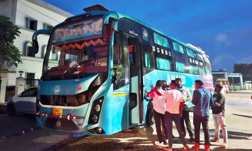 Sikkim : सिलीगुड़ी जंक्शन से 34 महिलाओं को बचाया गया