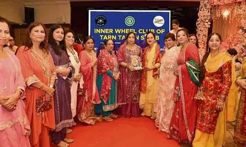 Amritsar: स्वास्थ्य विभाग की महिला अधिकारियों ने मनाया तीज उत्सव Amritsar: स्वास्थ्य विभाग की महिला अधिकारियों ने मनाया तीज उत्सव