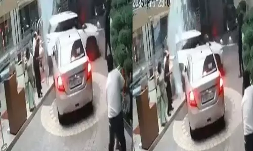 सीसीटीवी फुटेज में महिला ने बरेली में होटल की लॉबी में एसयूवी घुसा दी