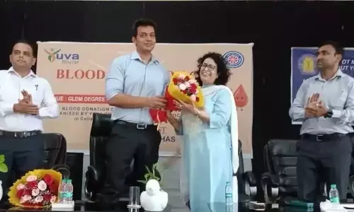 Hiranagar: युवा भारत की पहल पर कठुआ में रक्तदान शिविर, प्रशासन ने दिया सहयोग Hiranagar: युवा भारत की पहल पर कठुआ में रक्तदान शिविर, प्रशासन ने दिया सहयोग