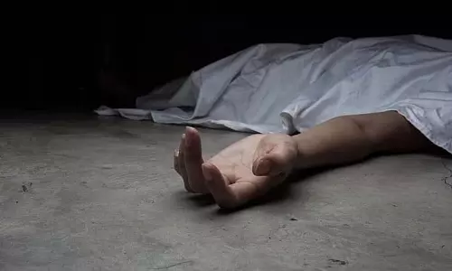 पनवेल में महिला की आत्महत्या, शराबी पति पर उकसाने का केस दर्ज पनवेल में महिला की आत्महत्या, शराबी पति पर उकसाने का केस दर्ज