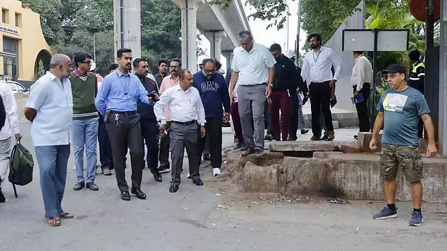 बन्नेरघट्टा रोड को आदर्श पैदल मार्ग बनाया जाना चाहिए: BBMP मुख्य आयुक्त महेश्वर राव बन्नेरघट्टा रोड को आदर्श पैदल मार्ग बनाया जाना चाहिए: BBMP मुख्य आयुक्त महेश्वर राव