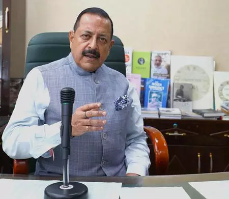 जम्मू-कटरा नई रेल लाइन के लिए जितेंद्र सिंह ने जताया आभार जम्मू-कटरा नई रेल लाइन के लिए जितेंद्र सिंह ने जताया आभार