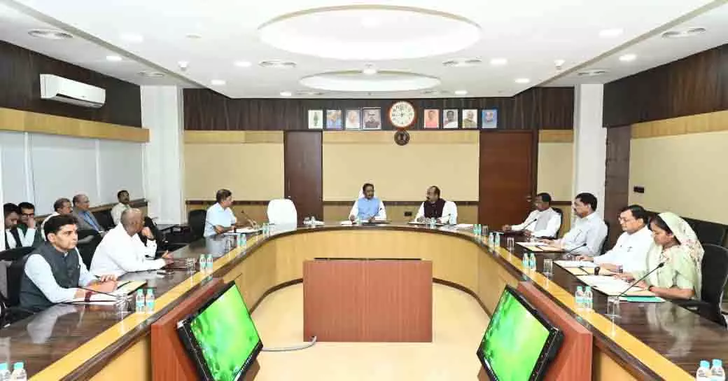 परसदा नवा रायपुर में क्रिकेट अकादमी की होगी स्थापना, साय सरकार का बड़ा फैसला परसदा नवा रायपुर में क्रिकेट अकादमी की होगी स्थापना, साय सरकार का बड़ा फैसला