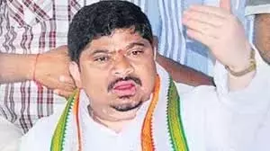 जुबली हिल्स उपचुनाव के लिए कांग्रेस स्थानीय उम्मीदवार उतारेगी: Minister Ponnam जुबली हिल्स उपचुनाव के लिए कांग्रेस स्थानीय उम्मीदवार उतारेगी: Minister Ponnam