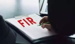 सुप्रीम कोर्ट की सख्ती के बाद CBI की तेज़ कार्रवाई सुप्रीम कोर्ट की सख्ती के बाद CBI की तेज़ कार्रवाई