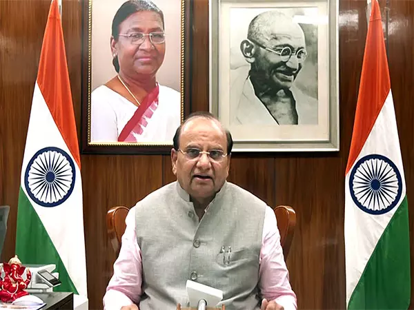 दिल्ली LG ने बैंकिंग, एनबीएफसी और गैस आपूर्ति को सार्वजनिक उपयोगिता सेवाओं में किया शामिल दिल्ली LG ने बैंकिंग, एनबीएफसी और गैस आपूर्ति को सार्वजनिक उपयोगिता सेवाओं में किया शामिल
