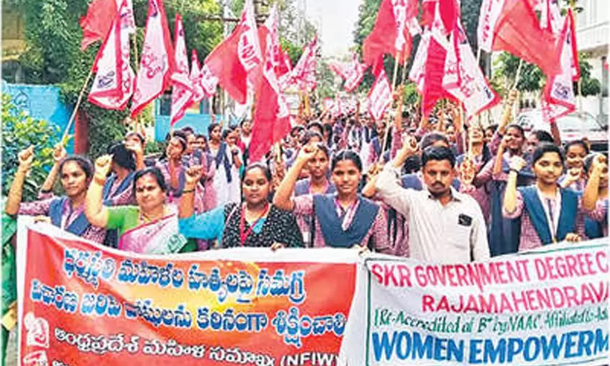 Andhra: अपराधियों के लिए मांगी गई सज़ा Andhra: अपराधियों के लिए मांगी गई सज़ा