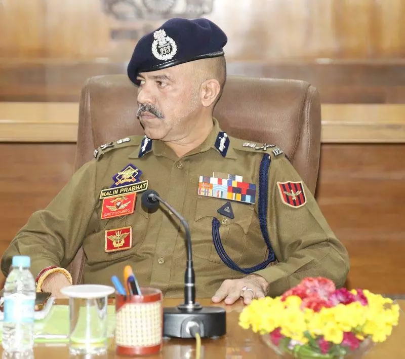 जम्मू-कश्मीर पुलिस ने एलजी के मार्गदर्शन में ‘पीड़ित-केंद्रित’ दृष्टिकोण अपनाया: DGP जम्मू-कश्मीर पुलिस ने एलजी के मार्गदर्शन में ‘पीड़ित-केंद्रित’ दृष्टिकोण अपनाया: DGP