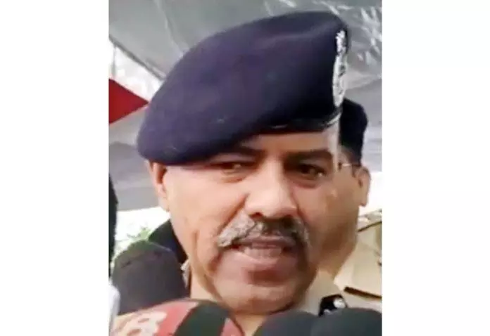 जारी अभियानों में एक-एक करके आतंकवादियों का सफाया किया जा रहा: DGP जारी अभियानों में एक-एक करके आतंकवादियों का सफाया किया जा रहा: DGP