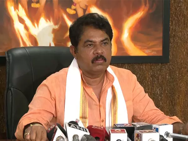 कर्नाटक के विपक्षी नेता आर अशोक ने कहा, कांग्रेस का यह विरोध प्रदर्शन केवल बिहार चुनाव के लिए है कर्नाटक के विपक्षी नेता आर अशोक ने कहा, कांग्रेस का यह विरोध प्रदर्शन केवल बिहार चुनाव के लिए है