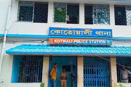 शादी का वादा कर लाखों रुपये हड़पने का आरोप शादी का वादा कर लाखों रुपये हड़पने का आरोप