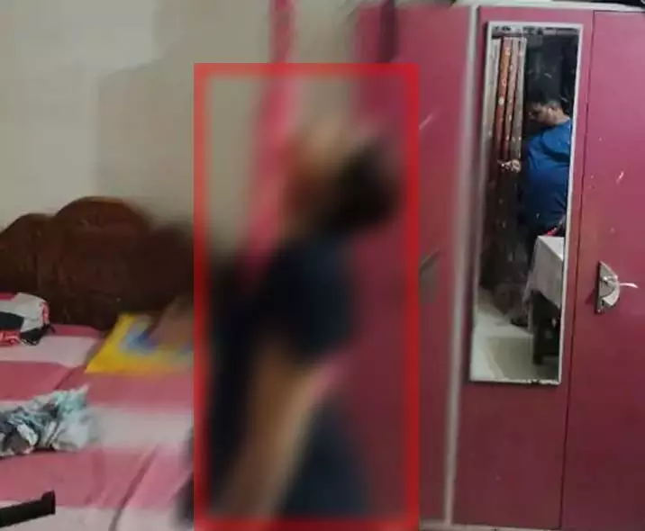 CG BREAKING: प्रोफेसर डॉ. अर्पिता चतुर्वेदी ने की खुदकुशी, कमरे में मिली लाश CG BREAKING: प्रोफेसर डॉ. अर्पिता चतुर्वेदी ने की खुदकुशी, कमरे में मिली लाश