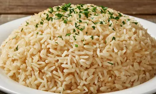 Brown Rice: स्वास्थ्य के प्रति जागरूक हैं तो इस व्यंजन को ज़रूर आज़माएँ