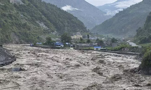 तिब्बत में बारिश से नेपाल में बाढ़, तीन जिलों में चेतावनी जारी